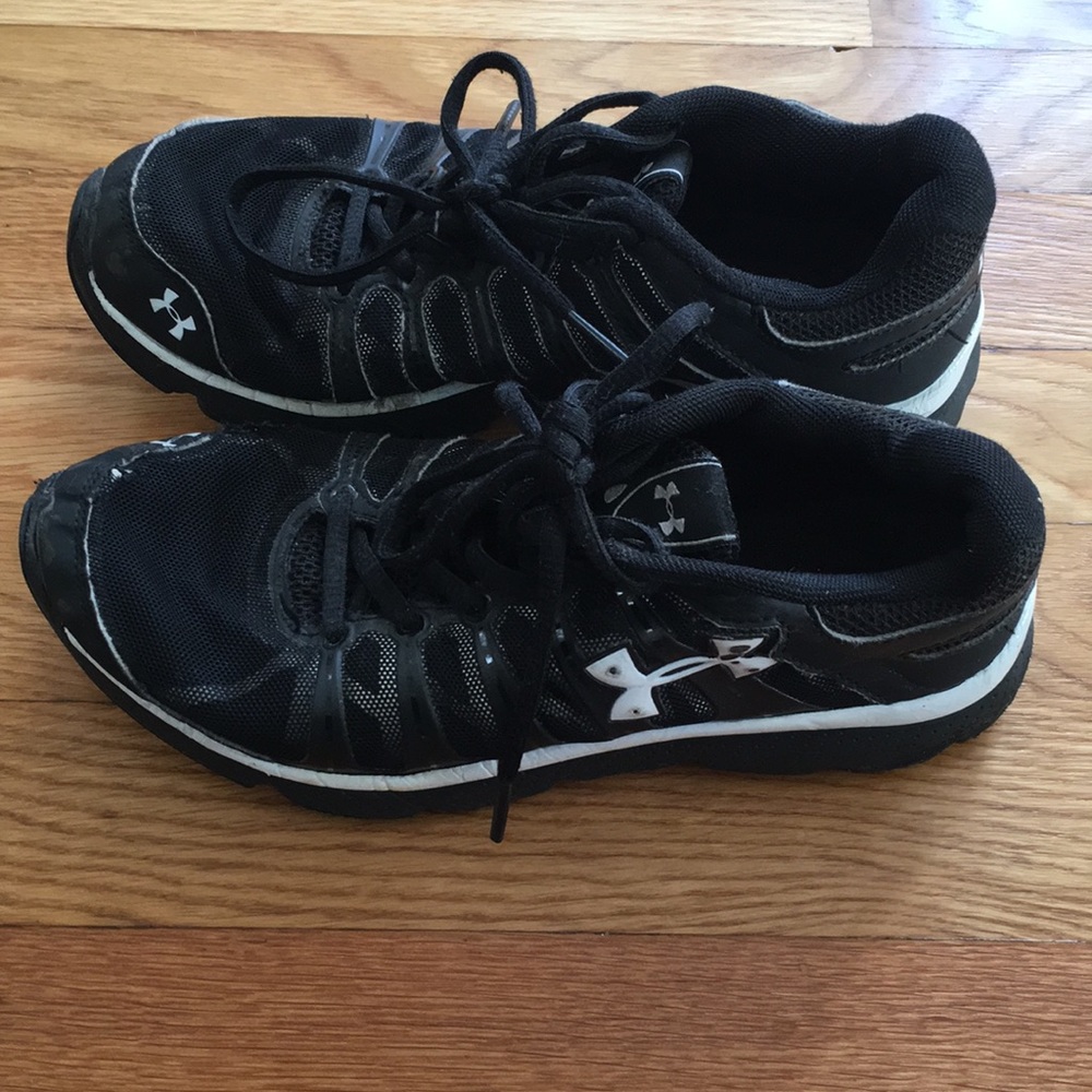 Boys Under Armour sneakers